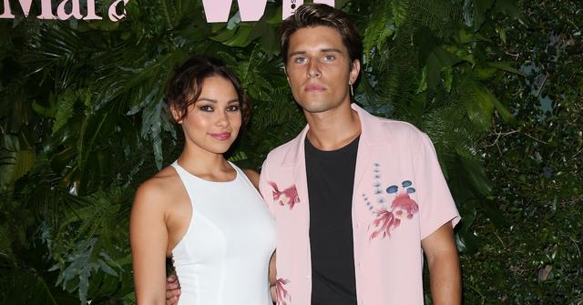 Is Ronen Rubinstein Gay In Real Life Fans Want The Full Scoop