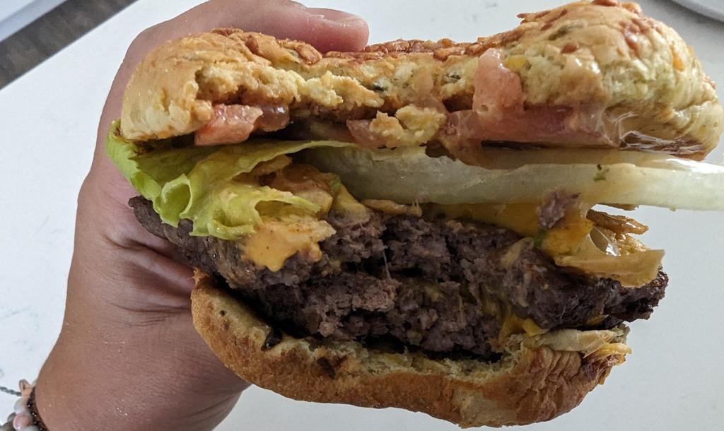 We Tried That Wendy S Loaded Nacho Cheeseburger