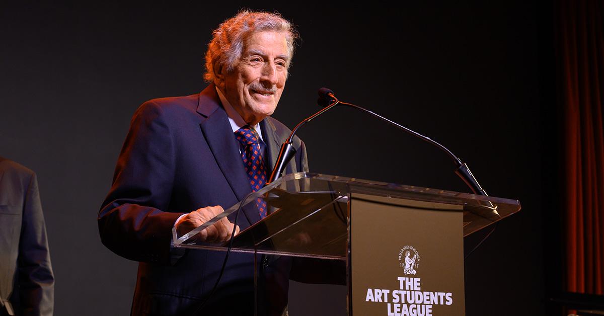 Tony Bennett speaking at The Art Students' League in 2019. 