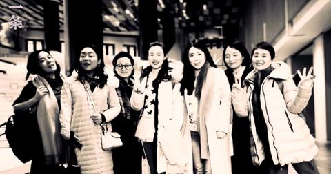 7-friends-mansion-1-1562591628668.jpeg