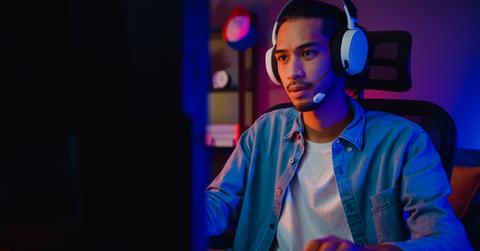 Someone playing video games on the computer