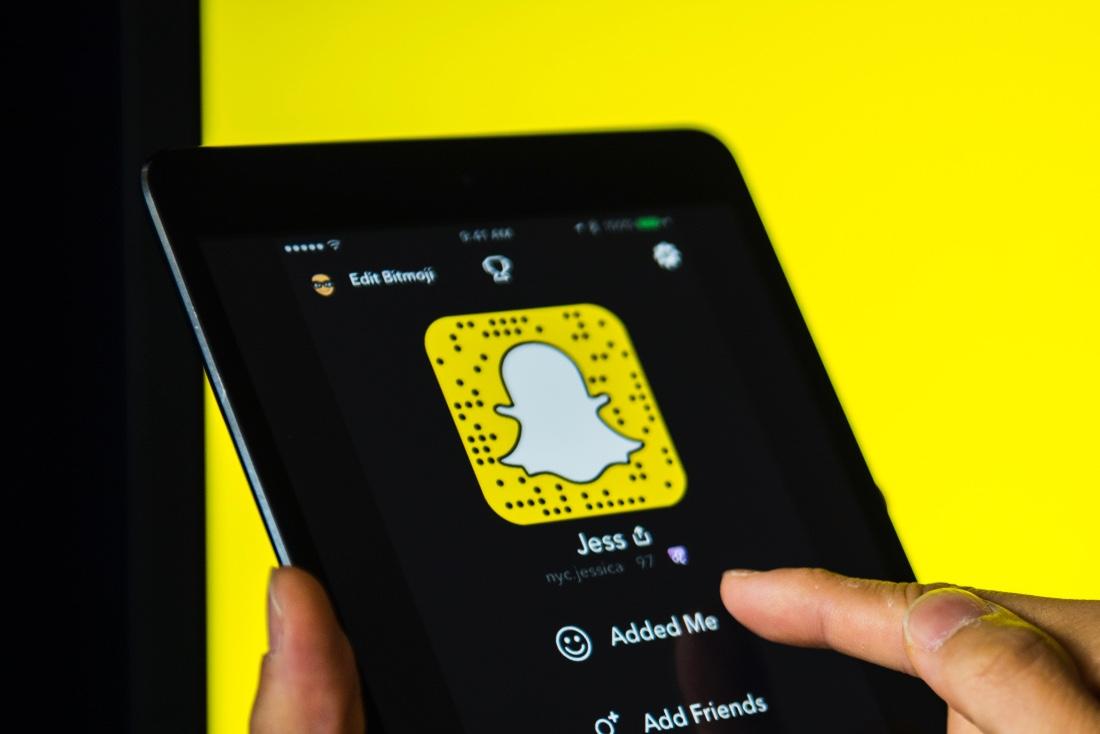 What Is Snapchat Cameo? Details on Snapchat's Feature