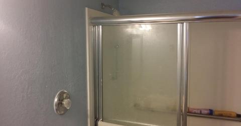 4-bad-bathrooms-1566403342906.jpg