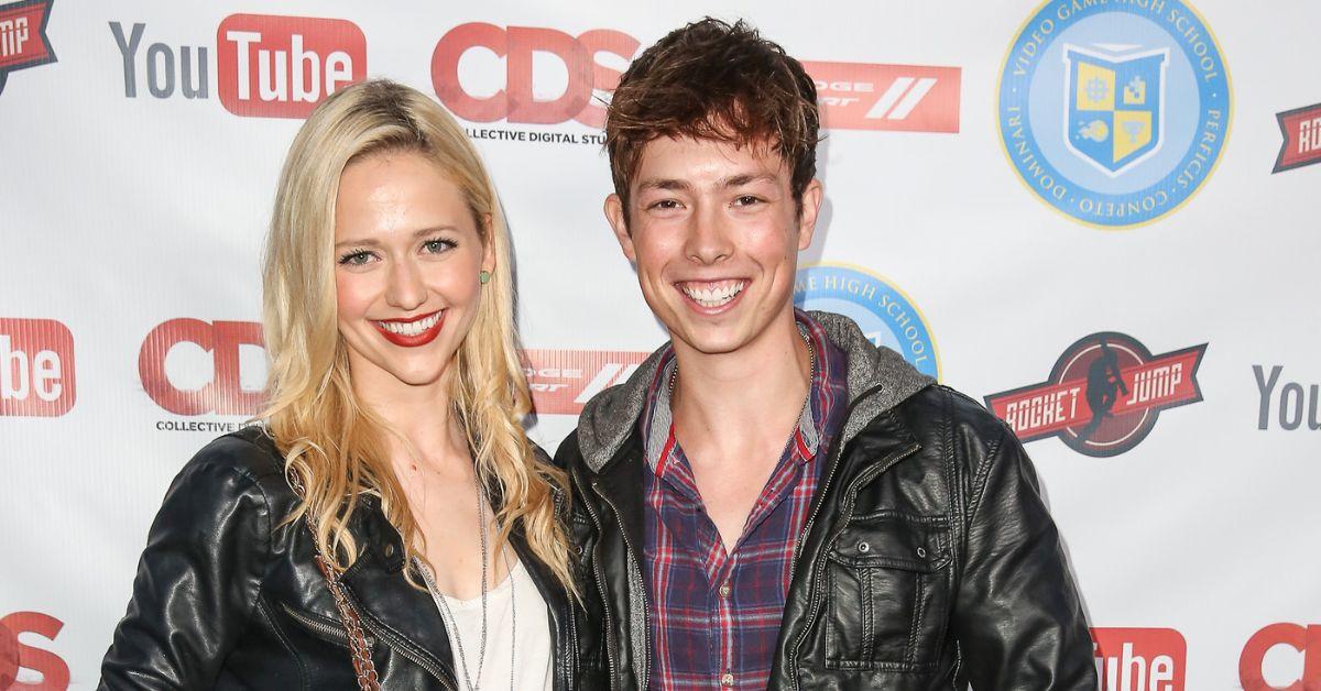 (gd) : Johanna Braddy et Josh Blaylock lors d'un événement YouTube