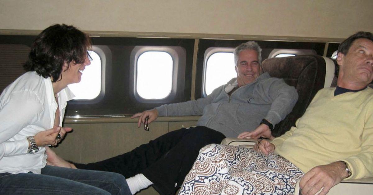 Jean-Luc Brunel with Jeffrey Epstein and Ghislaine Maxwell on a plane. 