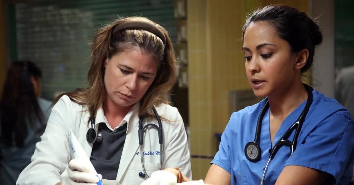 Neela and Abby in 'ER'