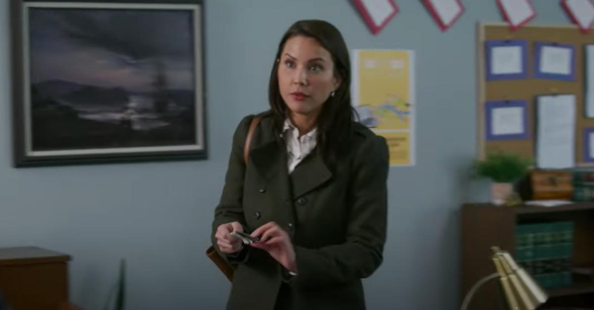 Lexa Doig as Sally Allison in 'Aurora Teagarden Mysteries'