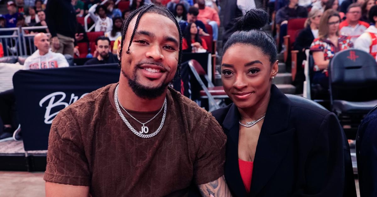 Simone Biles and Jonathan Owens attend a game between the Houston Rockets and the Los Angeles Lakers.