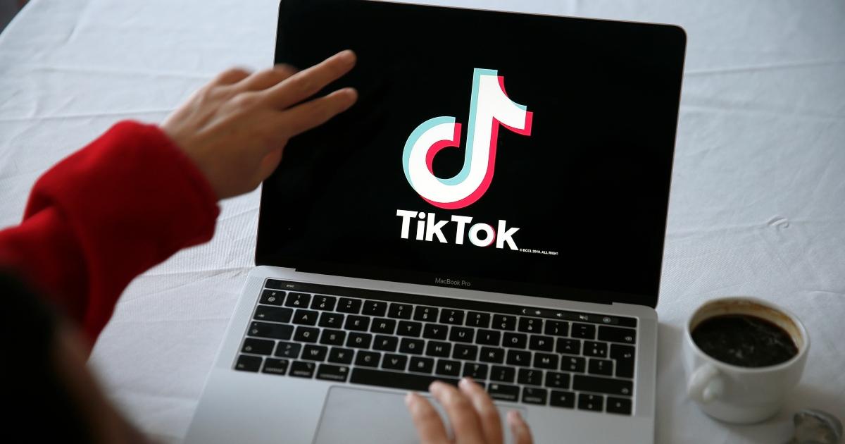 These Tiktok Games To Play At School Are A Perfect Distraction