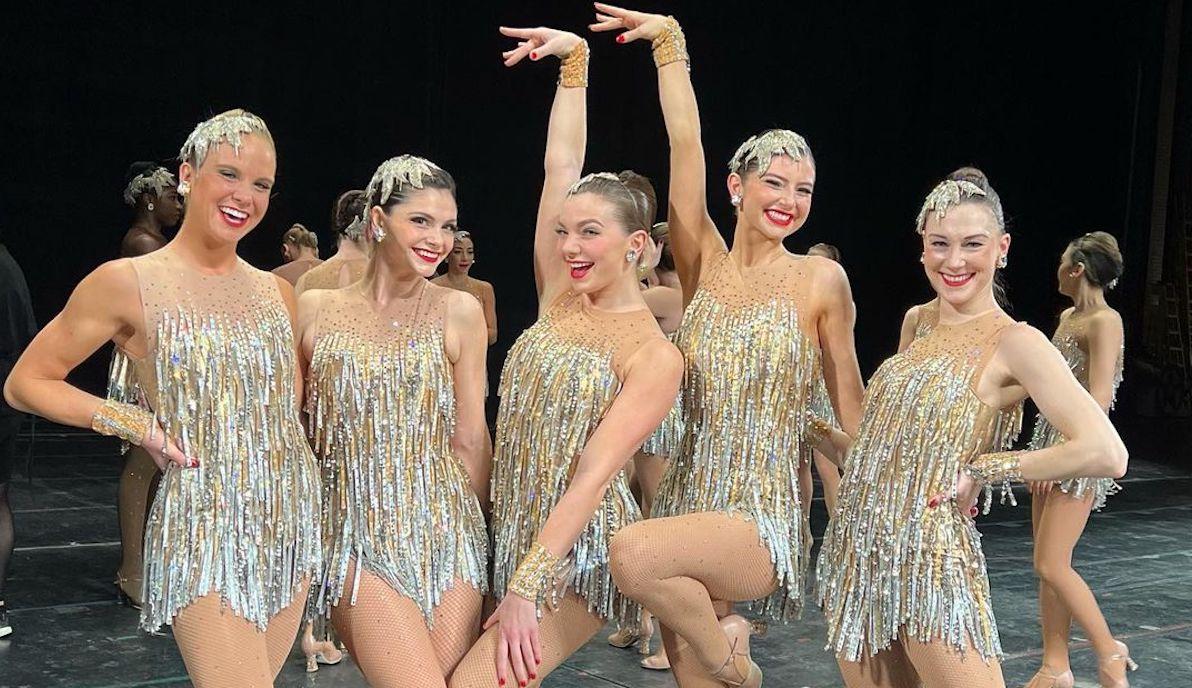 Rockettes 2024 New York Schedule Mamie Rozanna