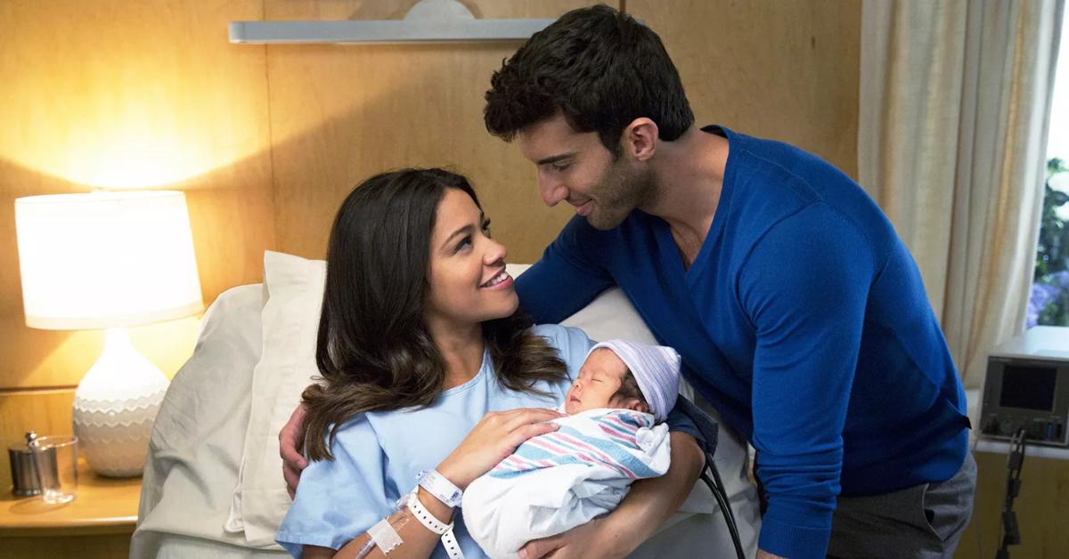 Gina Rodriguez as Jane and Justin Baldoni as Rafael on 'Jane the Virgin.'