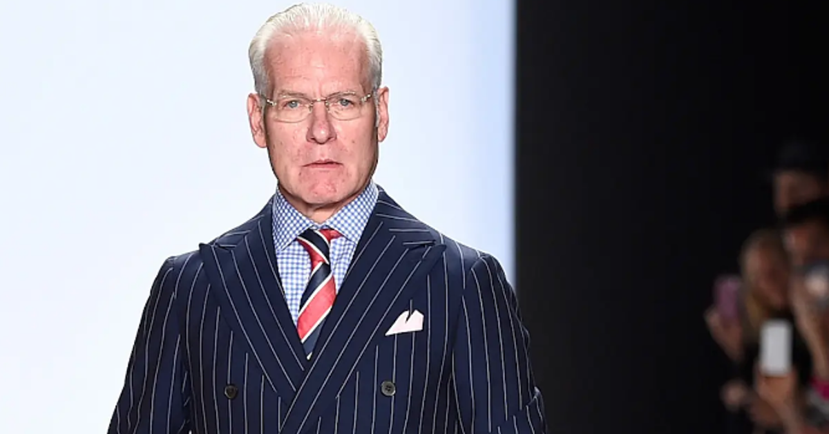 Tim Gunn posing