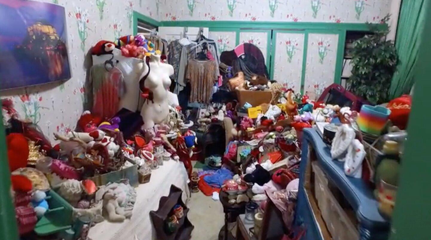 The Clutter and Chaos on A&E's 'Hoarders' Is Very, Very Real - 3tdesign ...