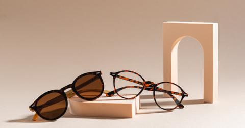 Finding Stylish Prescription Eyeglasses That Fit The Holiday Season Budget