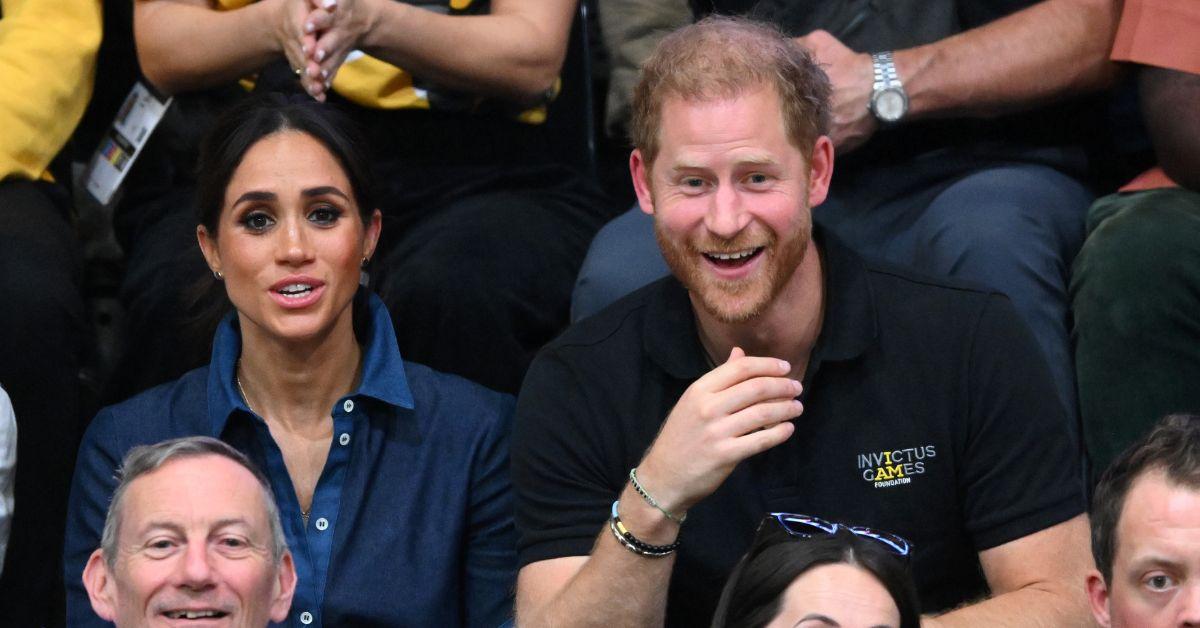  Prince Harry, Duke of Sussex and Meghan, Duchess of Sussex attend the sitting volleyball final during day six of the Invictus Games Düsseldorf 2023