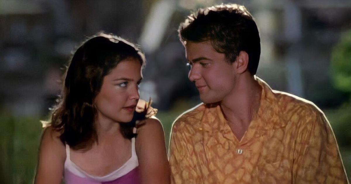 Katie Holmes and Joshua Jackson as Joey and Pacey in Dawson’s Creek.