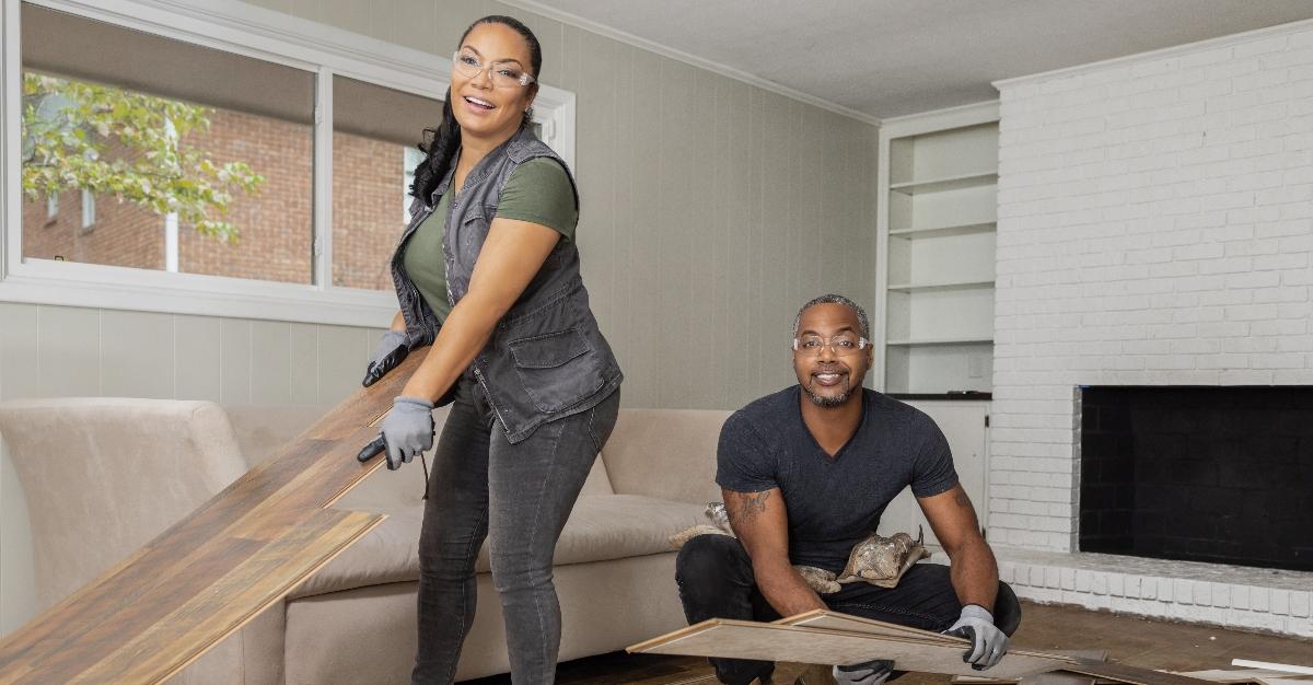 Egypt Sherrod and Mike Jackson in a promotional photo for 'Married to Real Estate'. 