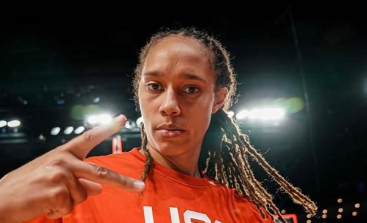 Brittney Griner S Wife Pens Moving Instagram Post About Her Arrest In Russia