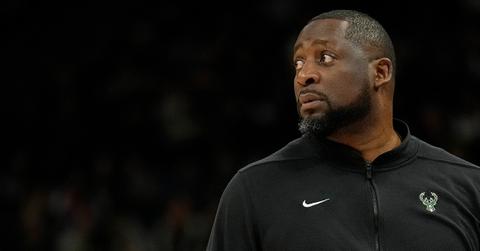 Adrian Griffin during a game against the Golden State Warriors.