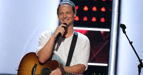 Mendeleyev on The Voice