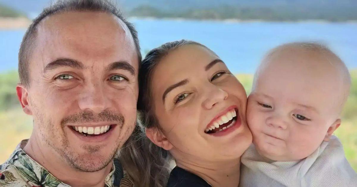 Frankie Muniz with wife and son