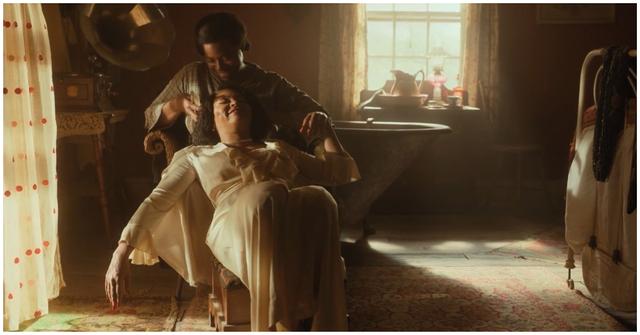 (l-r): Fantasia and Taraji P. Henson in 'The Color Purple'