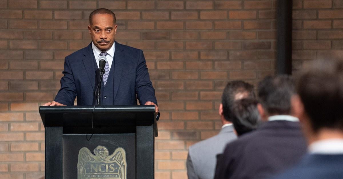 Vance standing at the podium on 'NCIS'.