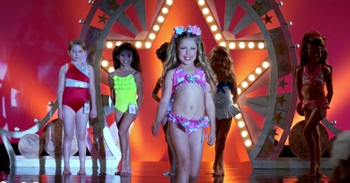 French report: Ban child beauty pageants, padded bras for little girls