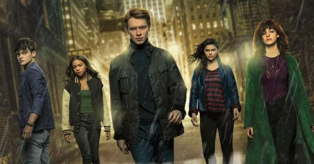 Gotham Knights TV series in development at The CW