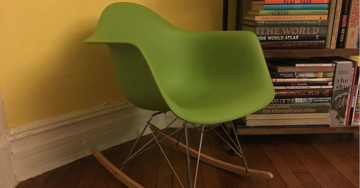 cover-greenchair-1504016323887-1504016328729.jpg
