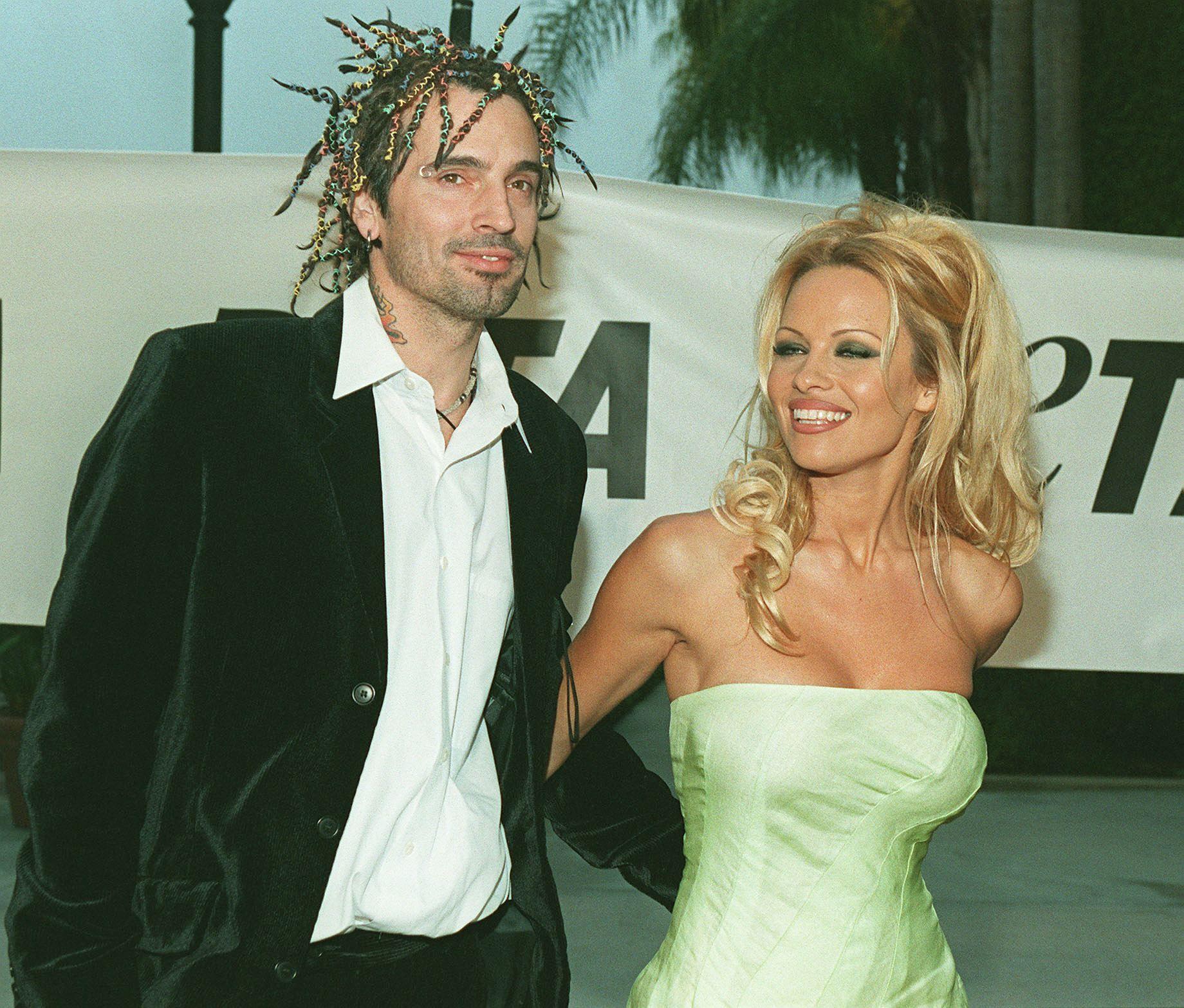 pamela anderson tommy lee engagement