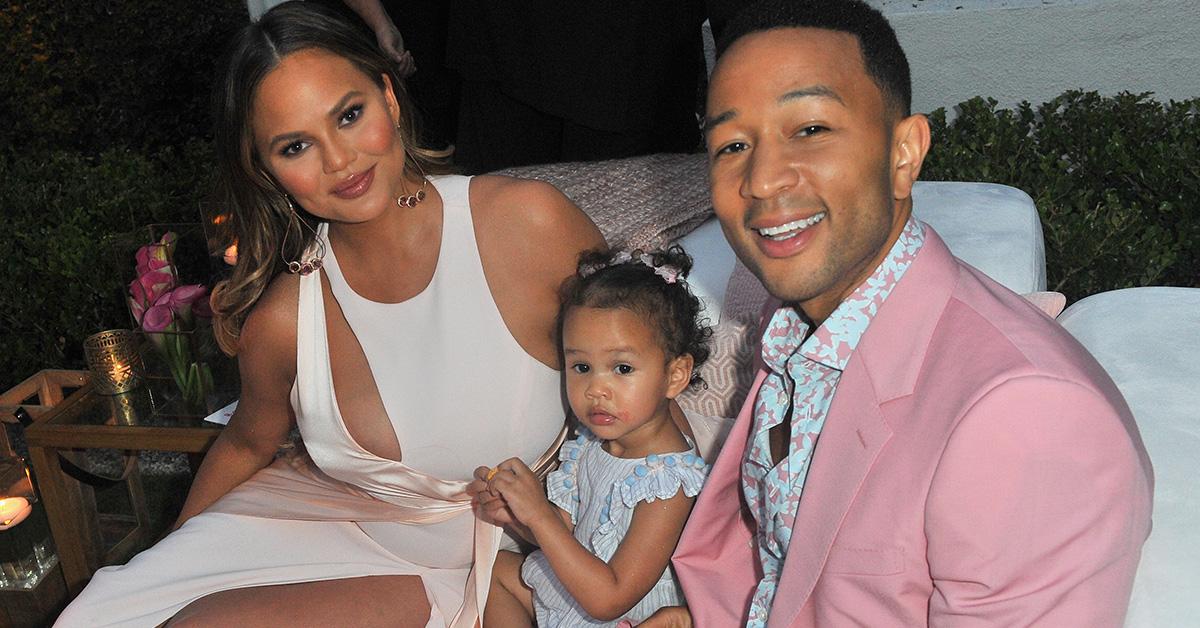 who is chrissy teigen married to