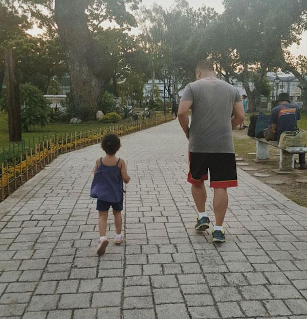 daughter father holding hands secret photos acbd__