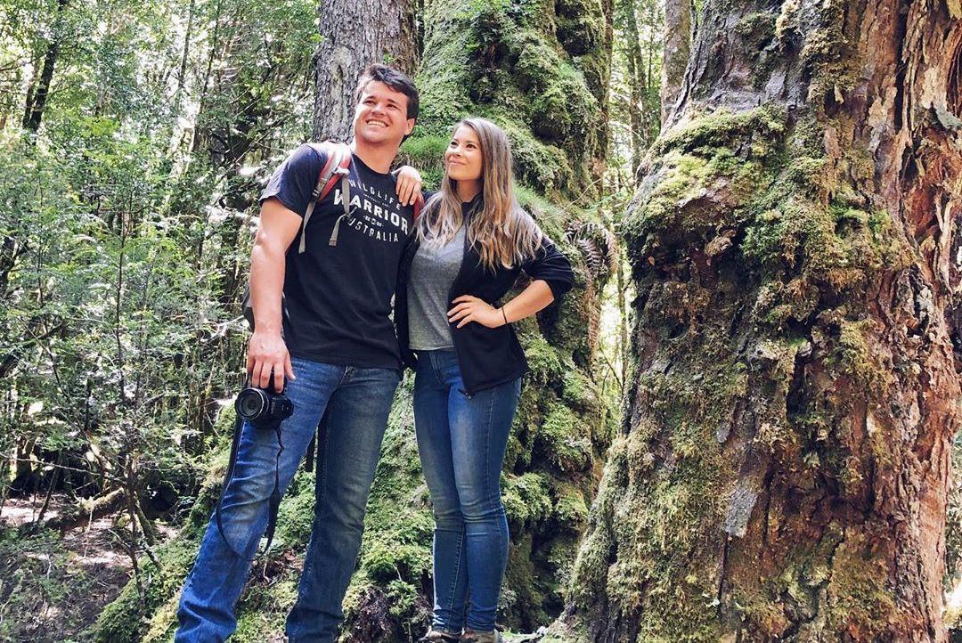 who is bindi irwin engaged to