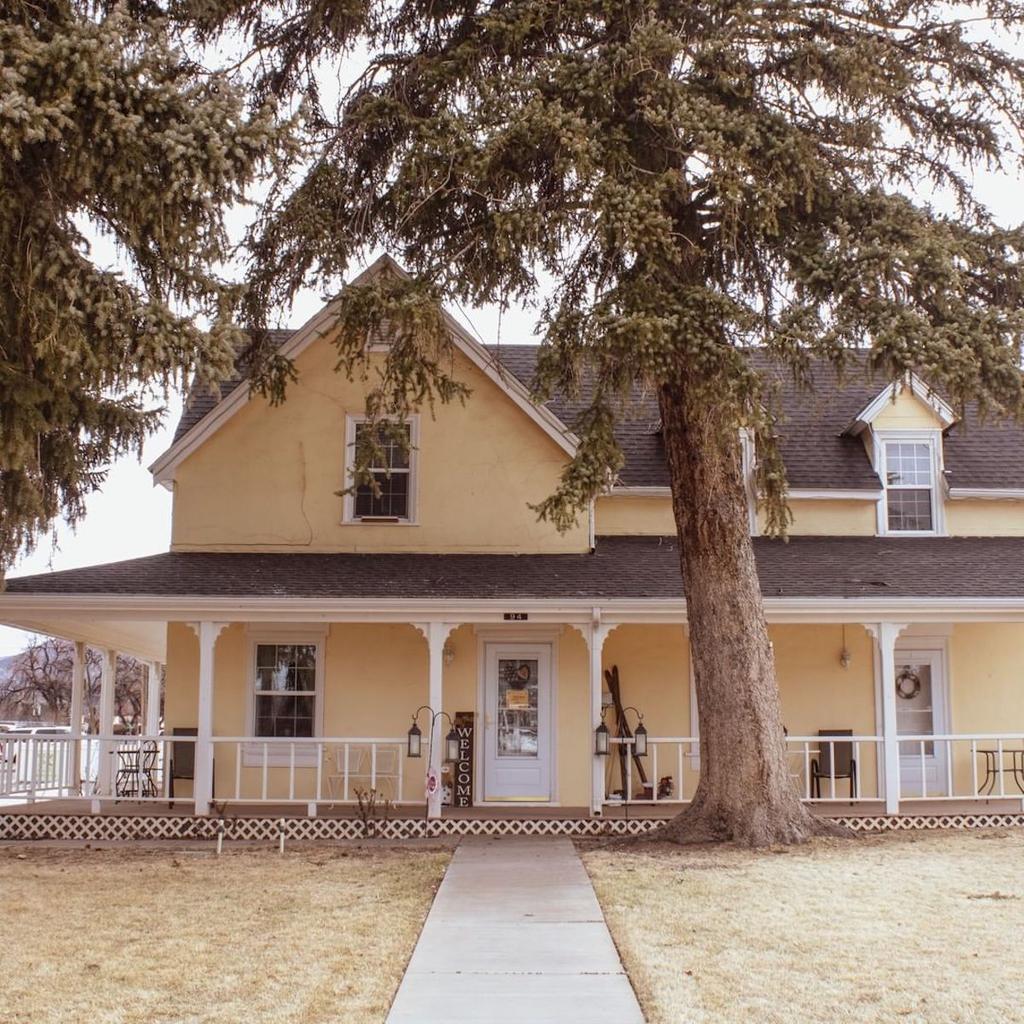 Does Meri Brown Still Own the Bed and Breakfast in Utah?