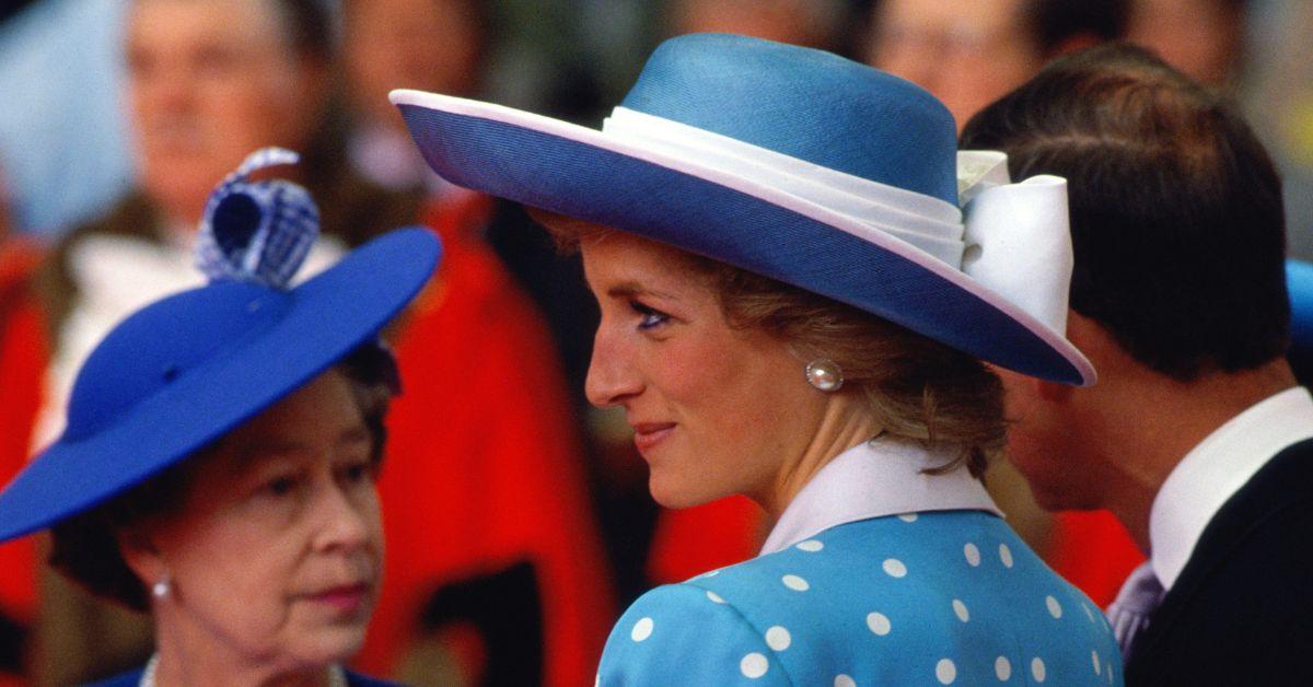 (l-r): Queen Elizabeth II and Princess Diana attending an event together.