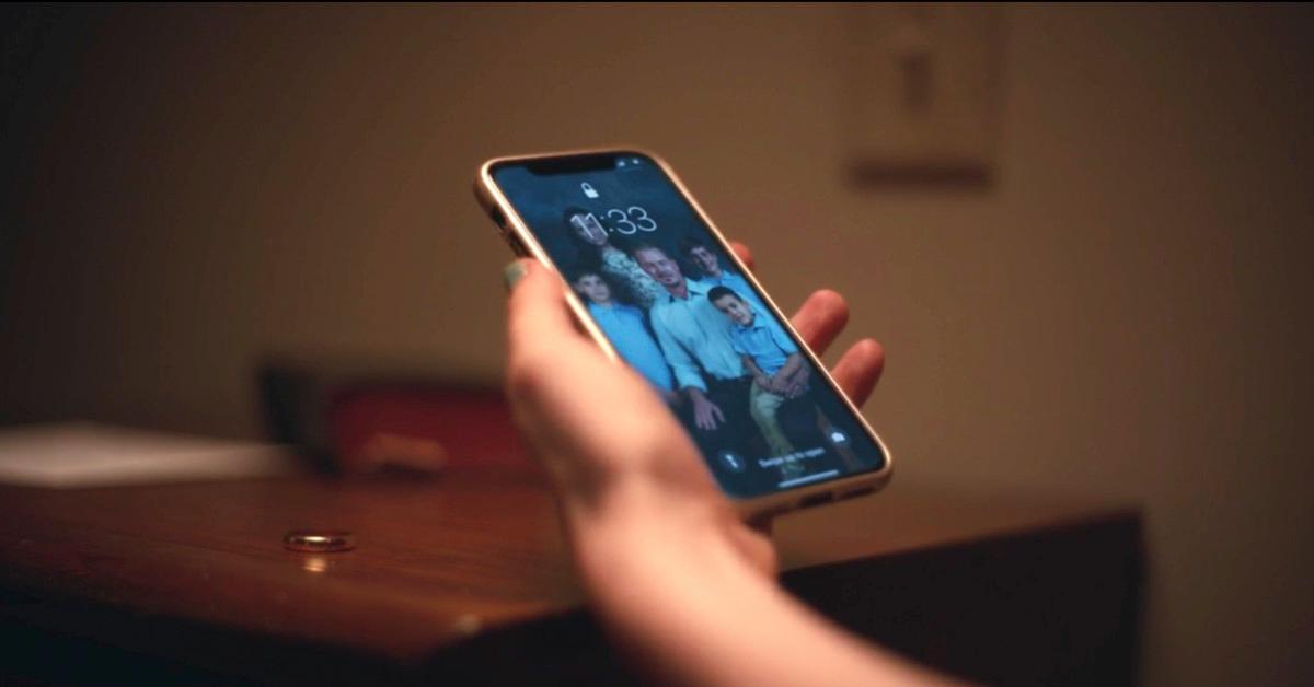 Cal's phone in 'Euphoria'