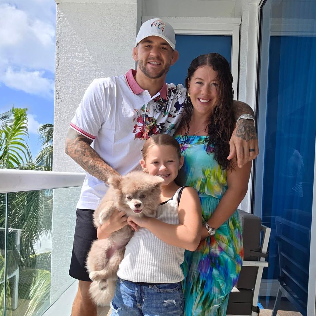 dustin-poirier-daughter