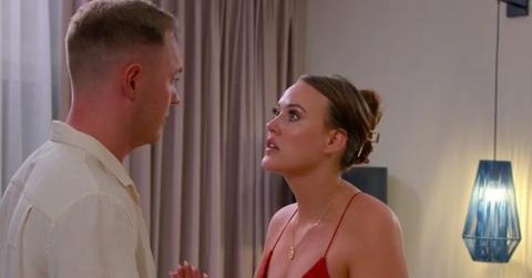 Jimmy and Chelsea argue in their apartment in 'Love Is Blind'