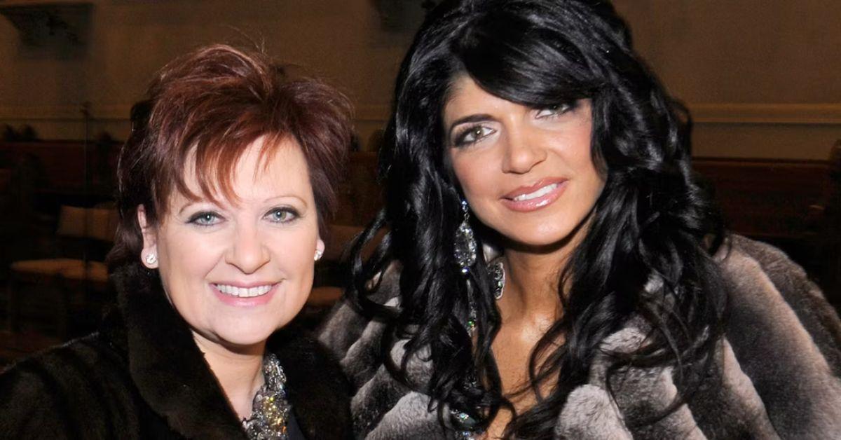 Caroline Manzo and Teresa Giudice smiling together