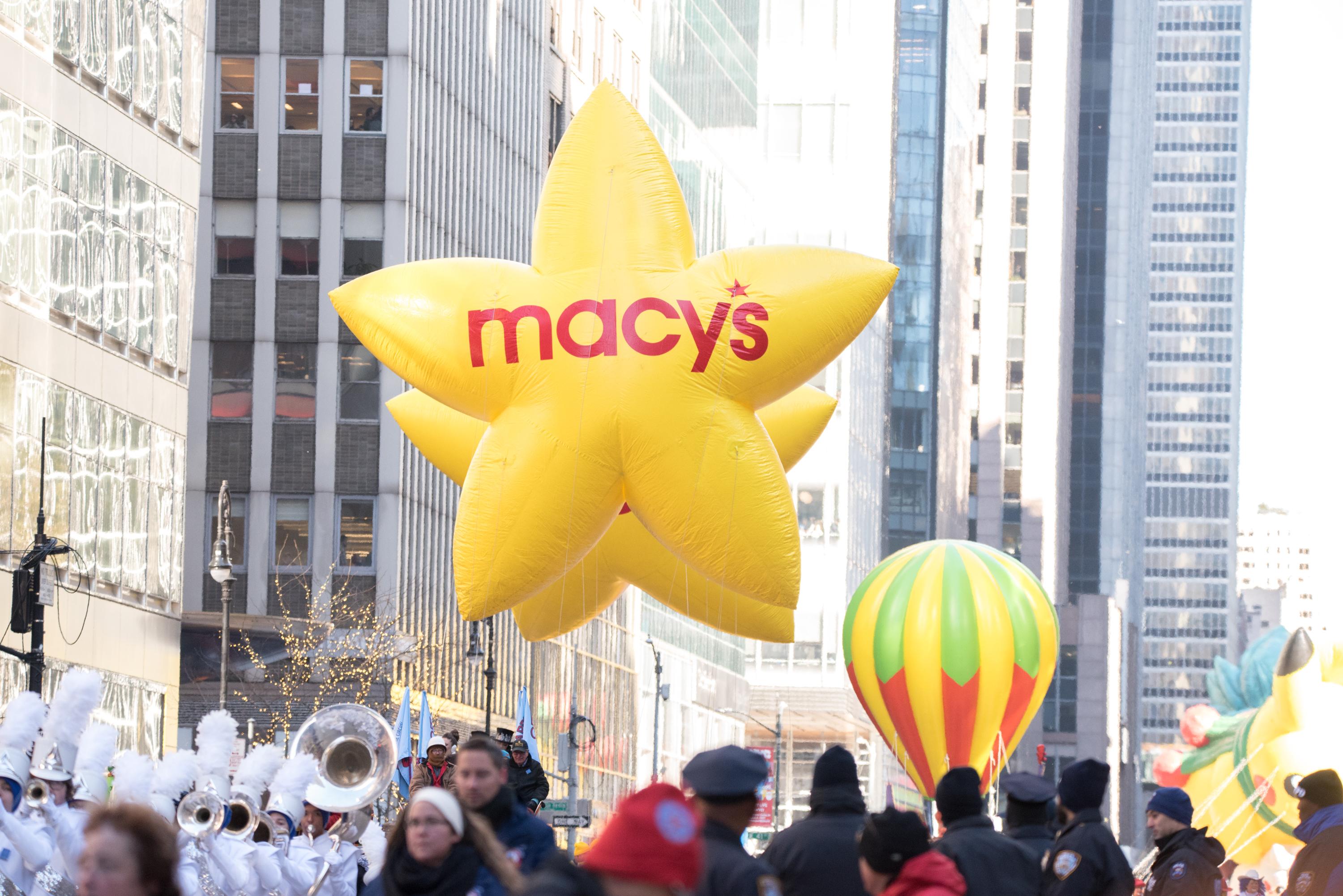 Here's How to Watch the Macy's Thanksgiving Day Parade Without Cable - Stream Macy's Thanksgiving Day Parade Without Cable