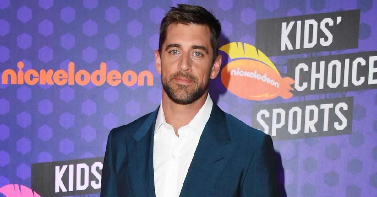 Aaron Rodgers' Hair Is So F*cked Up”: NFL World Expresses Disappointment  Over Packers QB's New Haircut - EssentiallySports