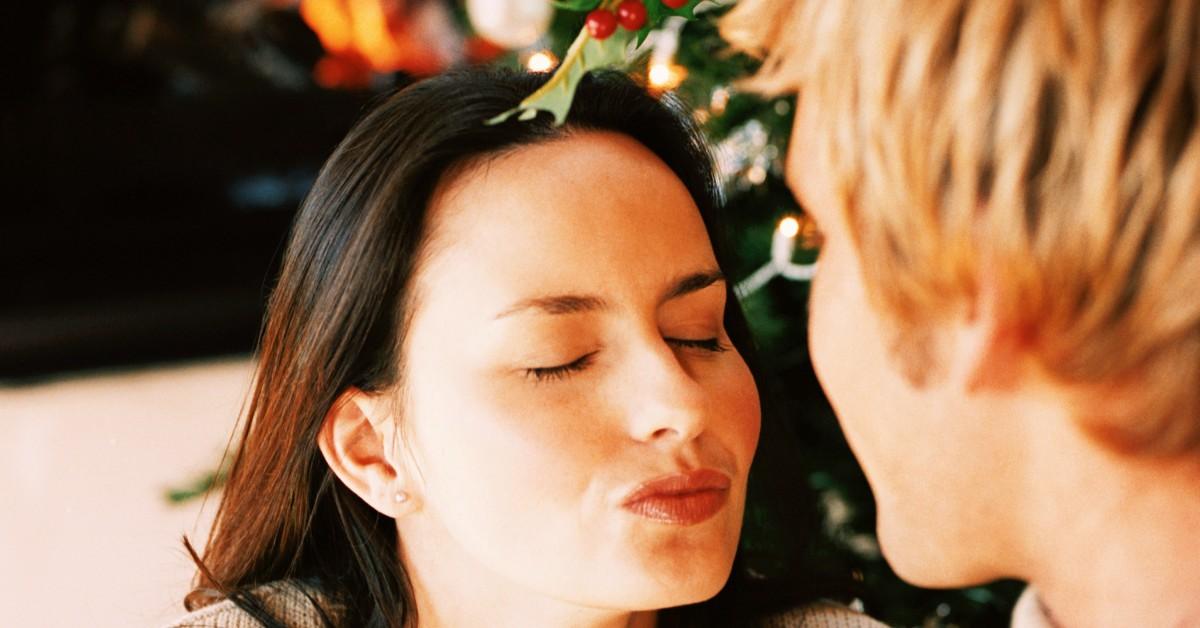 kissing under the mistletoe