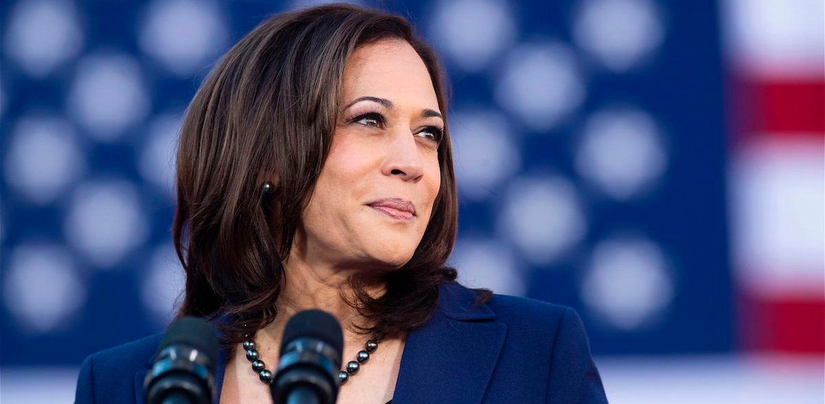 kamala harris sworn in two bibles