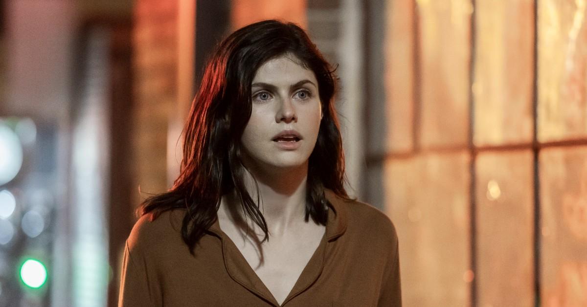 Rowan Mayfair (Alexandra Daddario) 