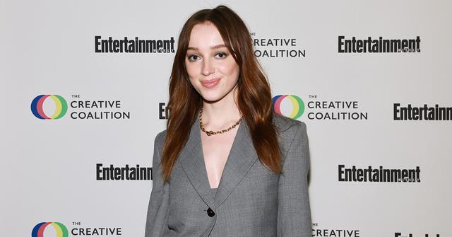 Phoebe Dynevor in 2023