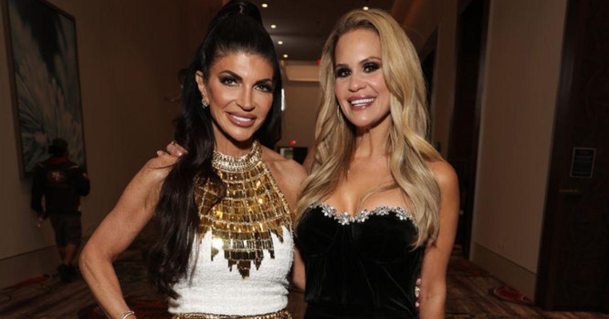 Teresa Giudice and Jackie Goldschneider pose for photo together at BravoCon 2023