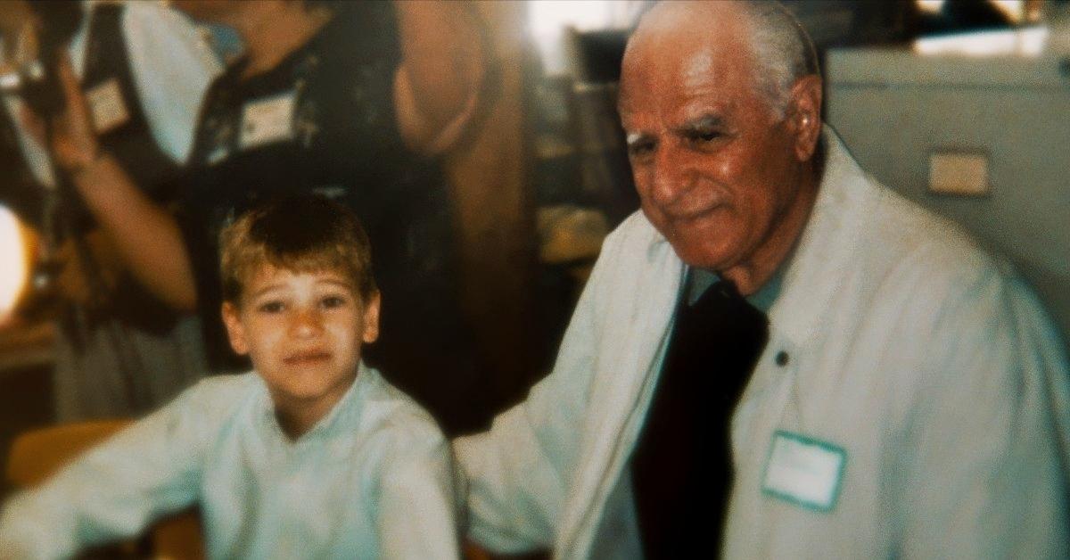 Young Nathan Carman (L) with his grandfather, John Chakalos (R)