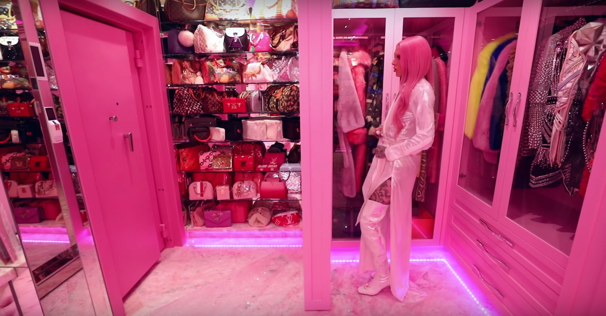 house jeffree star closet