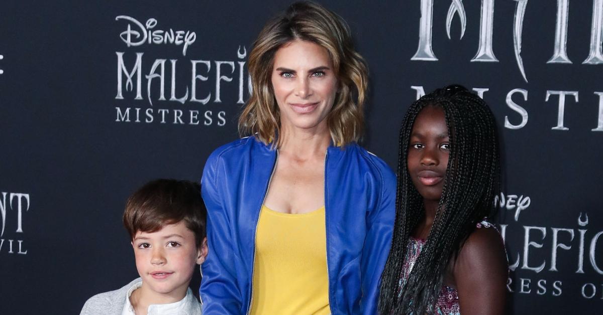 Jillian Michaels (C) with her two children